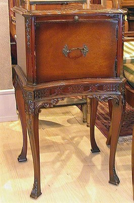 Lot 342 - Georgian Style Mahogany Bedside Cabinet