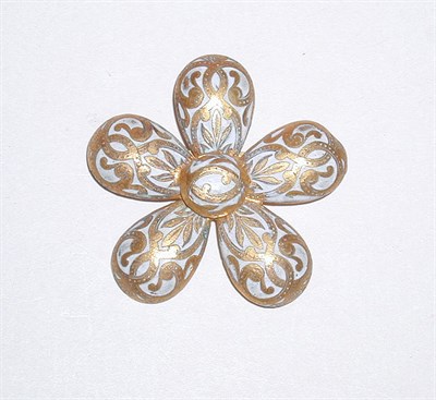 Lot 3151 - Peral Flower Brooch France, late 1960s Gold...