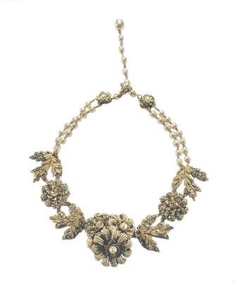 Lot 3137 - Haskell Necklace with Flower Center USA, circa...