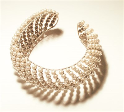 Lot 3272 - Chloe Simulated Pearl Choker Karl Lagerfeld...