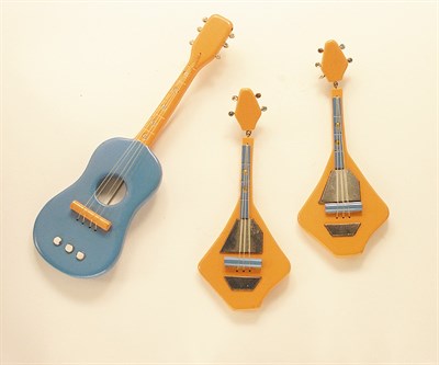 Lot 3274 - Chloe Guitar Pin and Earclips Karl Lagerfeld...
