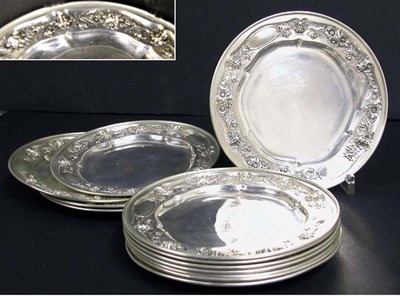 Lot 309 - Set of Eight Gorham Sterling Silver Bread...