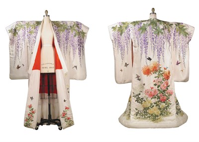 Lot 3380 - Kimono Style Embroidered Indoor Gown Japan,...