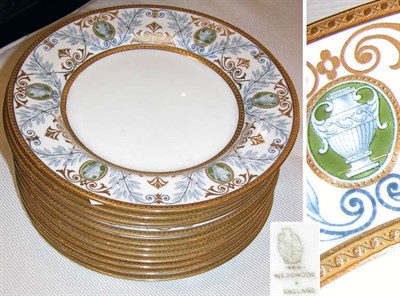 Lot 467 - Set of Twelve Wedgwood Porcelain Luncheon Plates