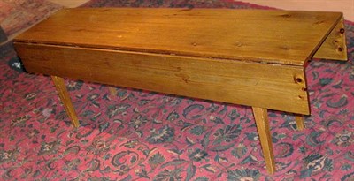Lot 2301 - Pine Harvest Table The rectangular top and...