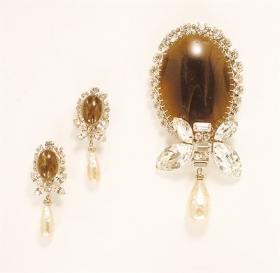 Lot 3200 - Cissy Zoltowska Large Pin and Earrings France,...