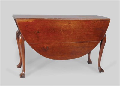 Lot 3148 - Queen Anne Walnut Drop-Leaf Table Delaware...