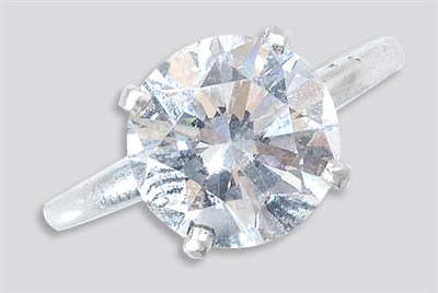 Lot 503 - Diamond Ring