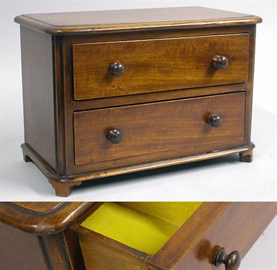 Lot 2821 - Victorian Two-Drawer Mahogany Jewelry Chest
