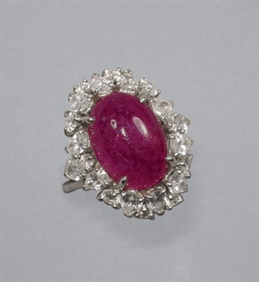 Lot 156 - Treated Cabochon Ruby & Diamond Ring
