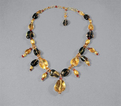 Lot 89 - Quartz Bead Necklace