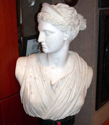 Lot 456 - White Marble Bust of Diana
