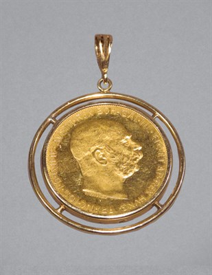 Lot 15 - Gold Coin Pendant