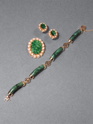 Lot 13 - Group of Nephrite Jade Jewelry