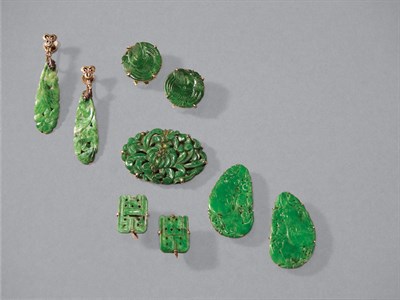 Lot 23 - Group of Jade Jewelry