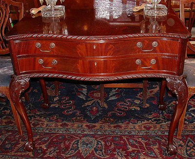 Lot 258 - Georgian Style Mahogany Two-Drawer Table