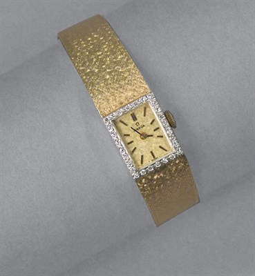 Lot 152 - Gold & Diamond Wristwatch