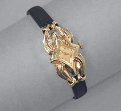 Lot 97 - Gold Wristwatch
