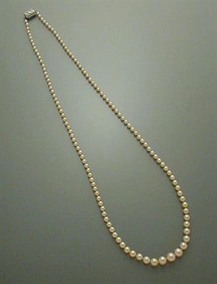 Lot 474 - Pearl Necklace with Diamond Clasp