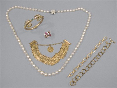 Lot 110 - Group of  Jewelry