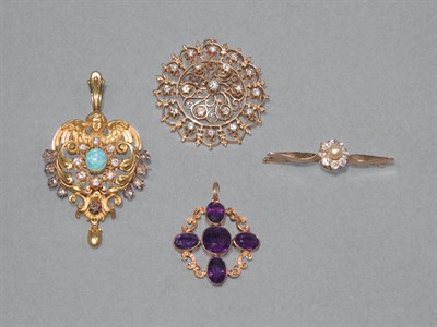 Lot 181 - Group of Period Jewelry