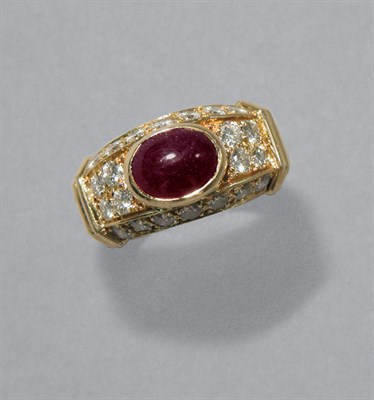 Lot 373 - Cabochon Ruby & Diamond Ring