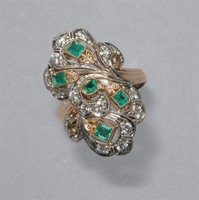 Lot 349 - Emerald & Diamond Ring