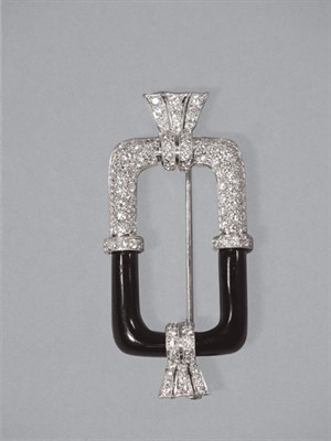 Lot 339 - Diamond & Black Onyx Pin