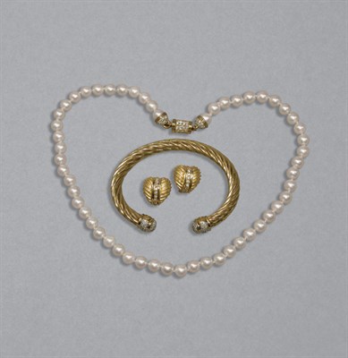 Lot 342 - Group of Jewelry