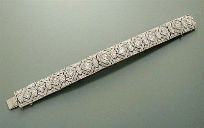 Lot 514 - Diamond Bracelet
