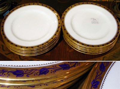 Lot 1272 - Twelve Spode Porcelain Dinner Plates Pattern...