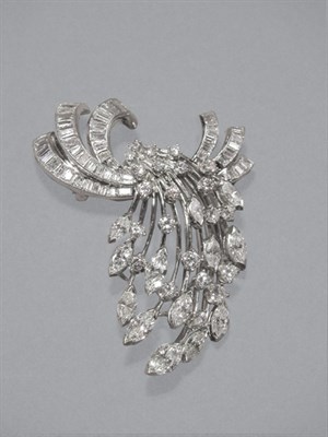 Lot 420 - Diamond Spray Brooch