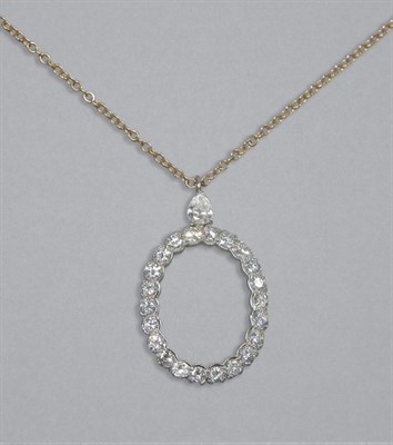 Lot 424 - Diamond Pendant & Chain