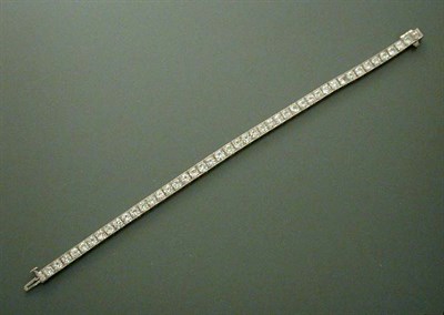 Lot 498 - Diamond Straightline Bracelet