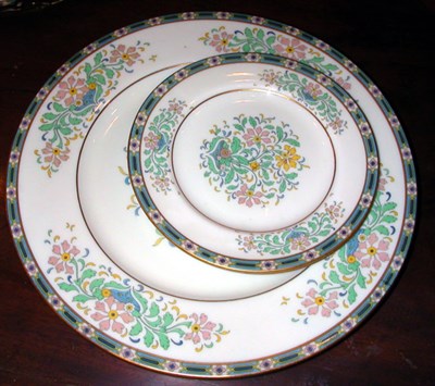 Lot 1192 - Lenox Porcelain Partial Dinner Service In the...