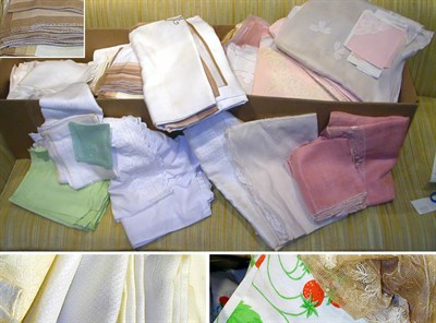 Lot 1162 - Two Boxes of Miscellaneous Table Linens