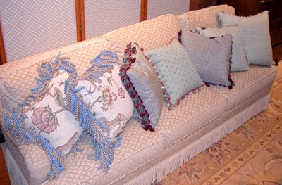 Lot 2474 - Seven Miscellaneous Throw Pillows