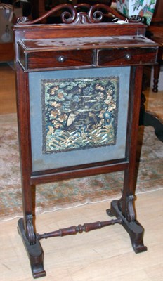 Lot 2513 - Victorian Style Walnut Fire Screen