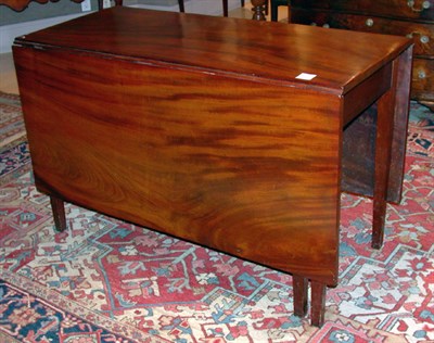Lot 2190A - Federal Mahogany Drop-Leaf Dining Table The...