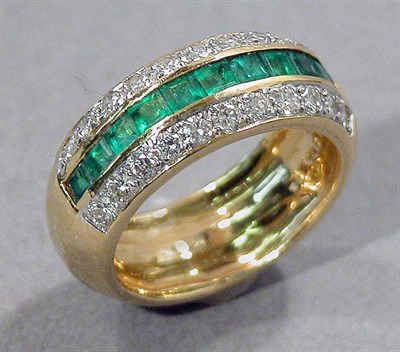 Lot 517 - Gold, Emerald and Diamond Ring