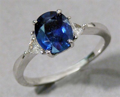 Lot 589 - Sapphire and Diamond Ring