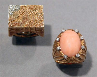 Lot 464 - Two Gold Rings