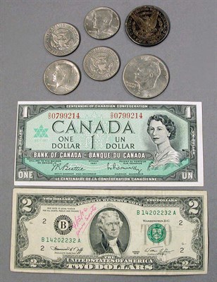 Lot 18 - Assorted Paper Money