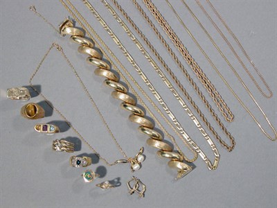Lot 61 - Group of Gold Jewelry