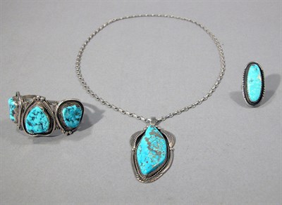 Lot 433 - Three Pieces of American Indian Style Jewelry