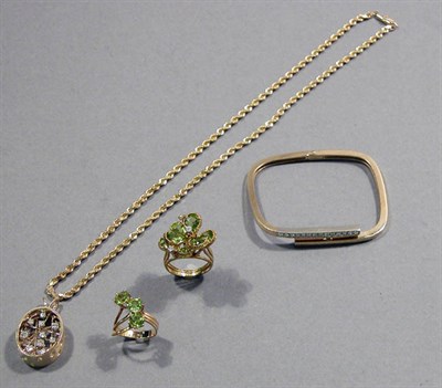 Lot 334 - Group of Jewelry
