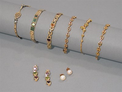 Lot 459 - Group of Gold Jewelry