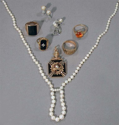 Lot 352 - Group of Jewelry