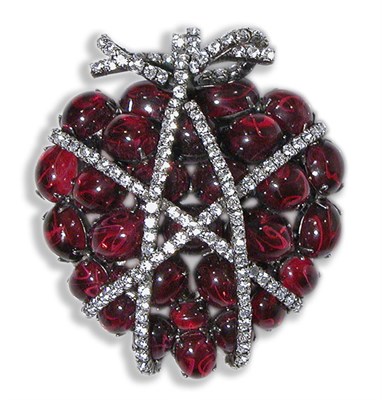 Lot 441 - Iradj Moini Wrapped Heart Pin Ruby glass...