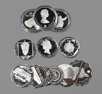 Lot 113 - Assorted Lot of Commemorative and Foreign Coins